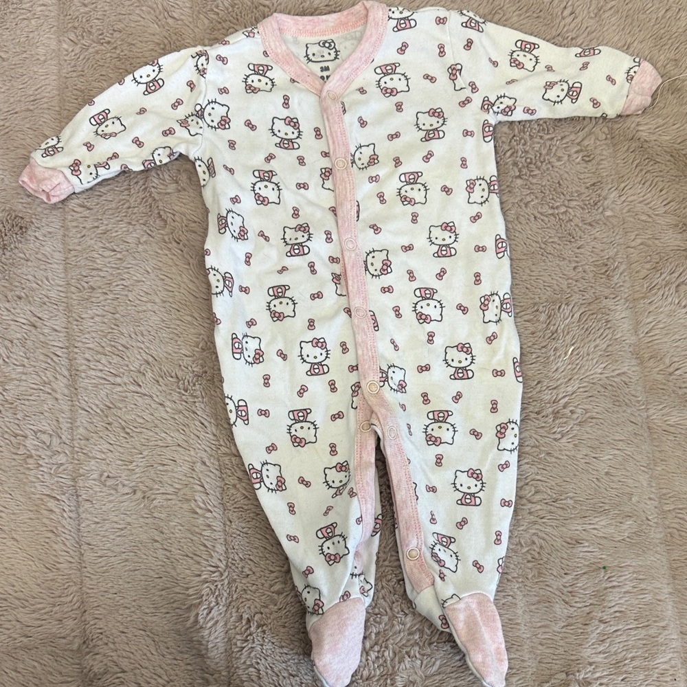 Hello Kitty Sleeper